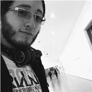 Graduado en filología inglesa de la Universidad Nacional de Colombia. Considero la importancia de la educación desde una perspectiva menos clásica, mis estudiantes no tienen  clases , tienen sesiones de aprendizaje por medio de la conversación y el interc